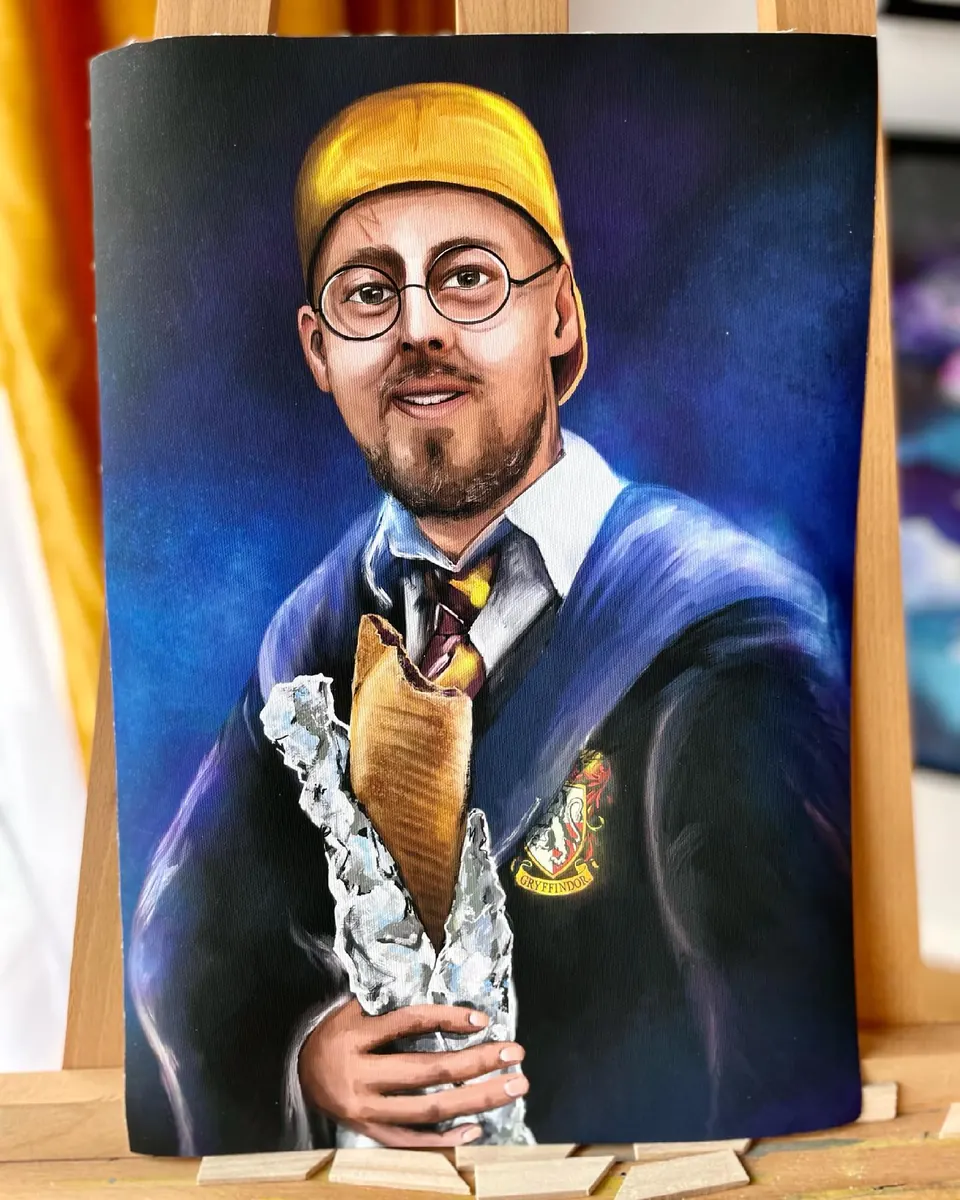 Akryl: portret czarodzieja w szacie, który trzyma kebab